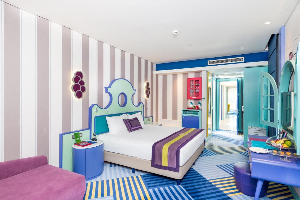 The Land Of Legends Kingdom Hotel - All-In Concept Belek Esterno foto A room at the hotel