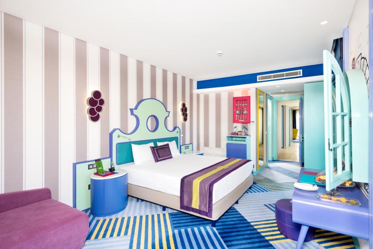 The Land Of Legends Kingdom Hotel - All-In Concept Belek Esterno foto A room at the hotel