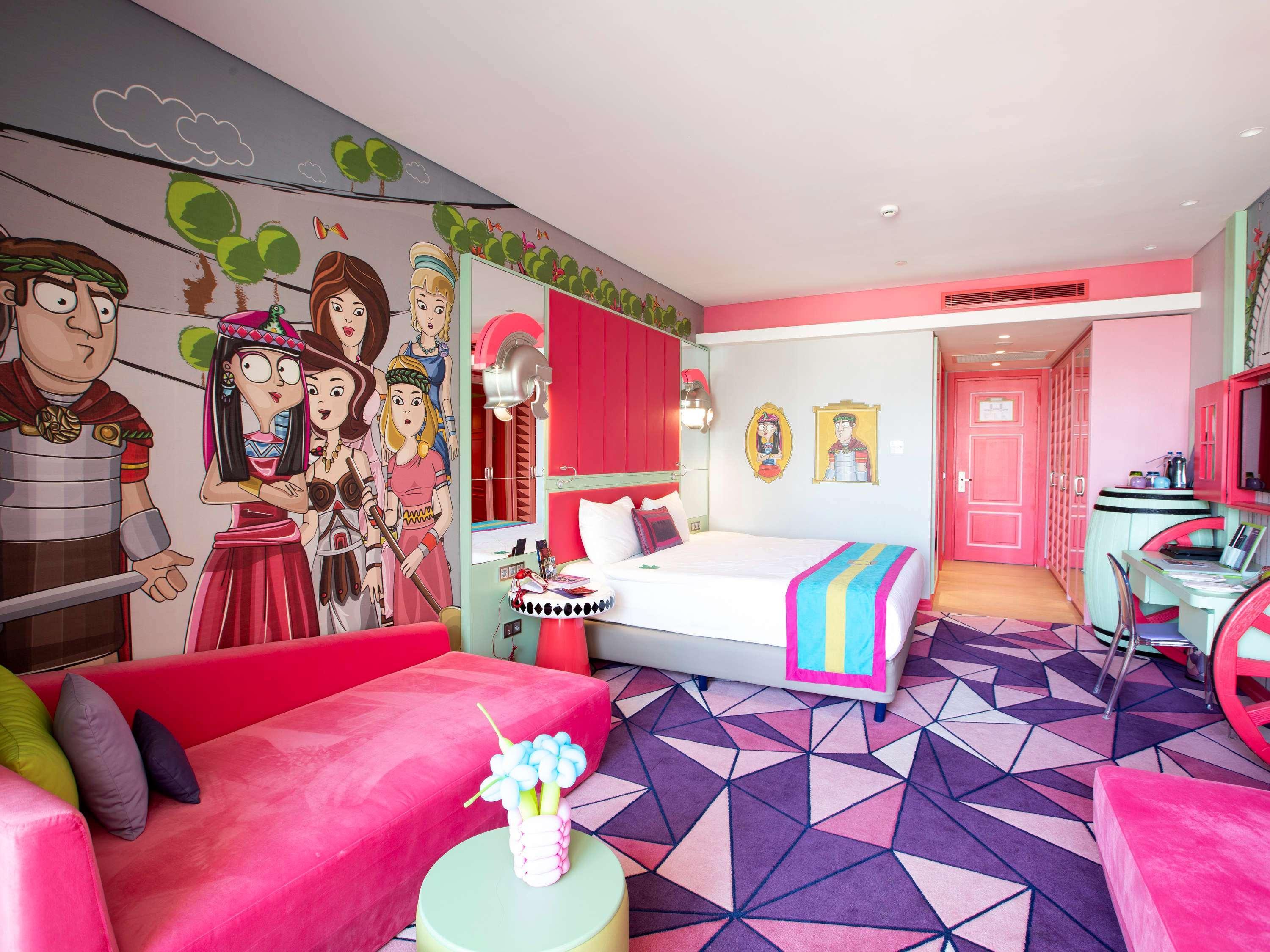 The Land Of Legends Kingdom Hotel - All-In Concept Belek Esterno foto A room at Legoland Hotel
