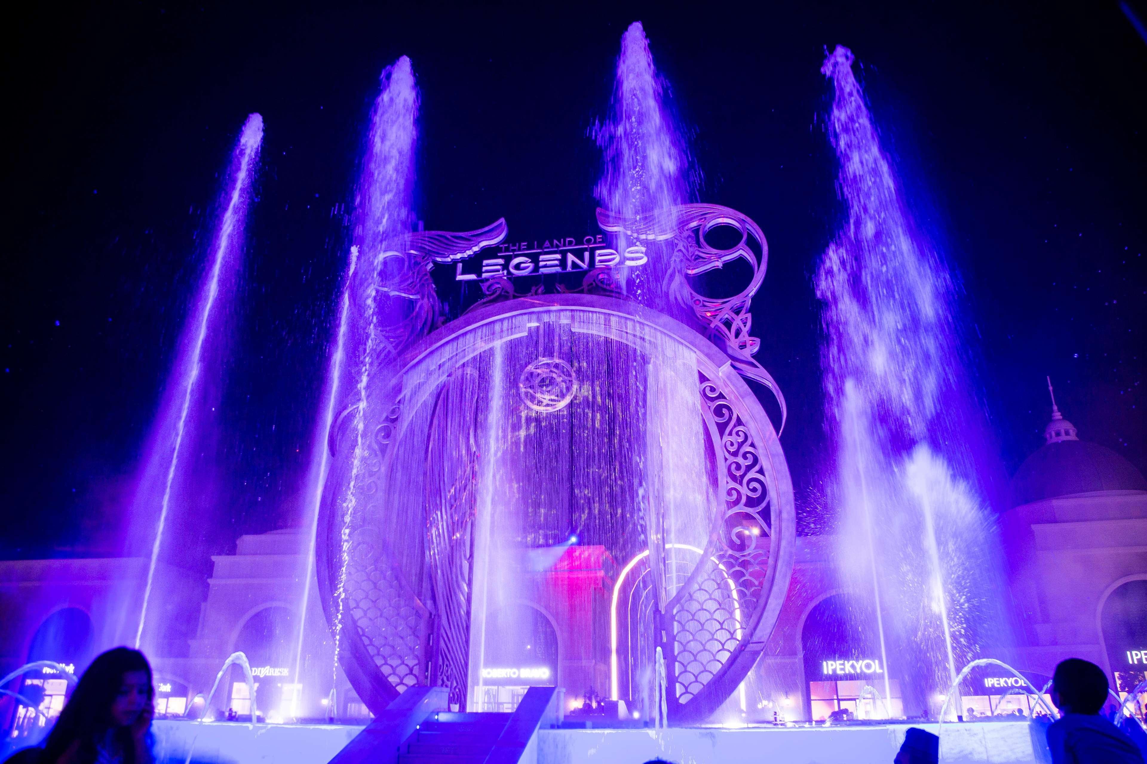 The Land Of Legends Kingdom Hotel - All-In Concept Belek Esterno foto Fountain of the Union