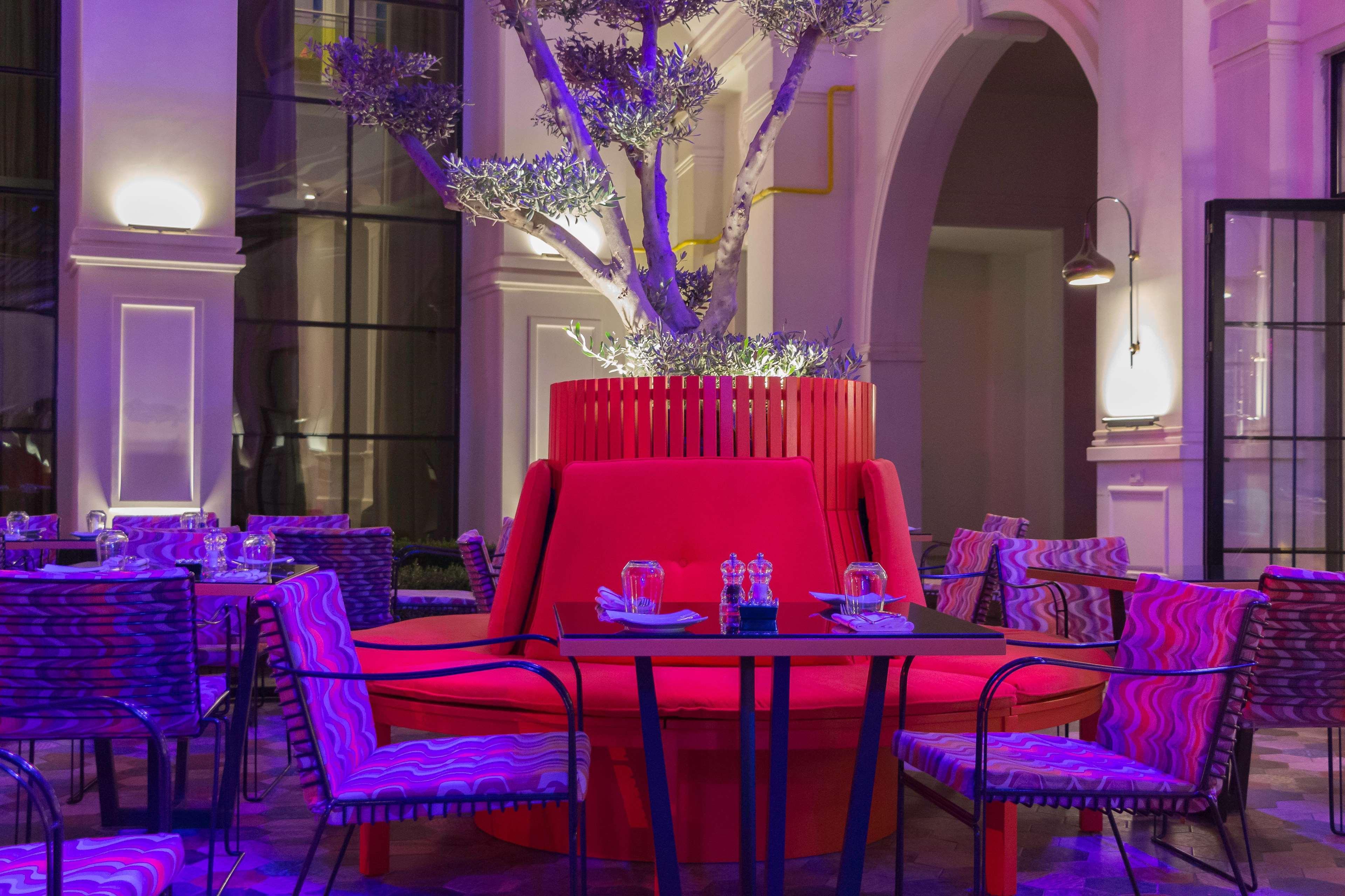 The Land Of Legends Kingdom Hotel - All-In Concept Belek Esterno foto The restaurant