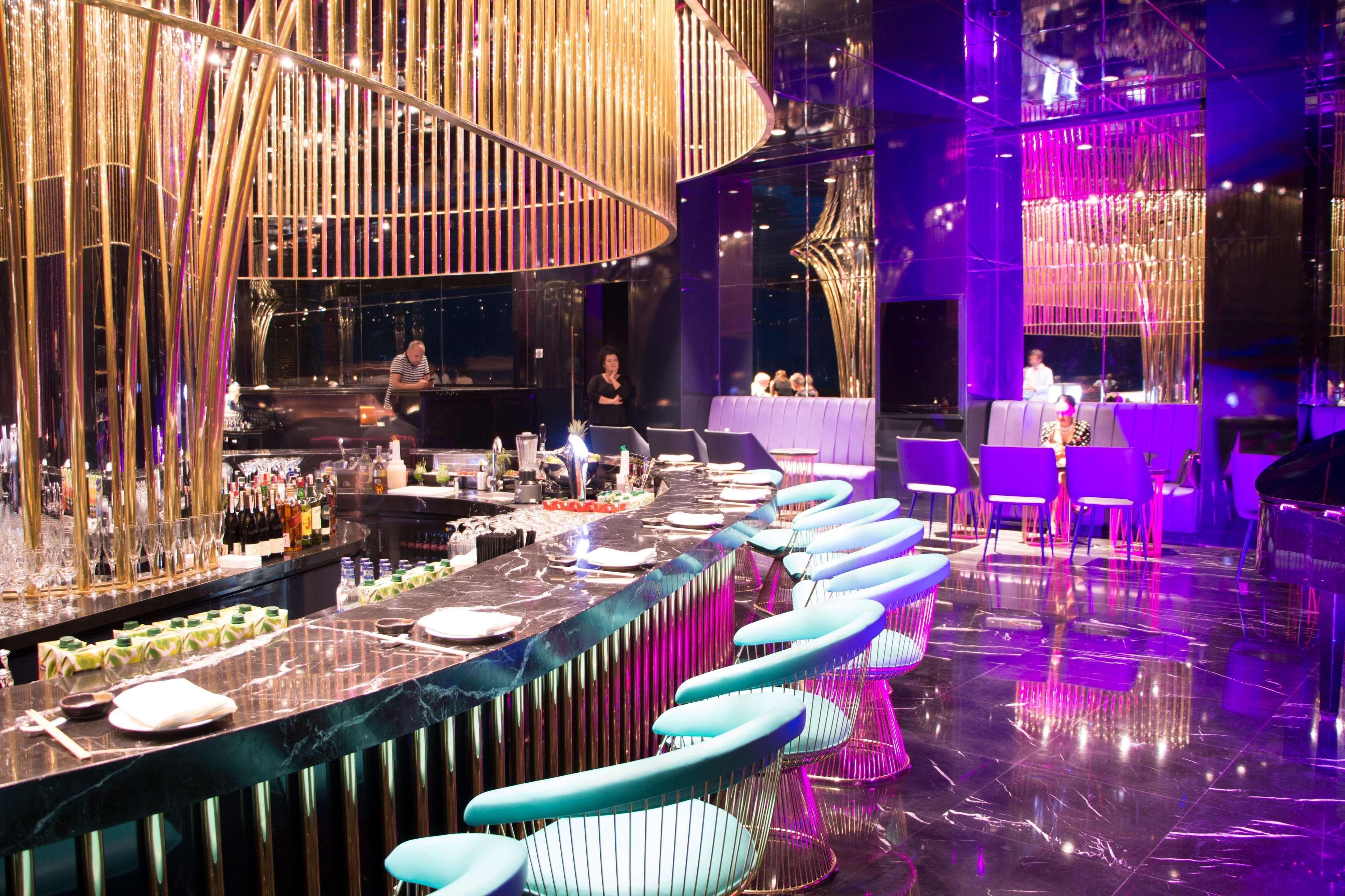 The Land Of Legends Kingdom Hotel - All-In Concept Belek Esterno foto The bar at the 101: East