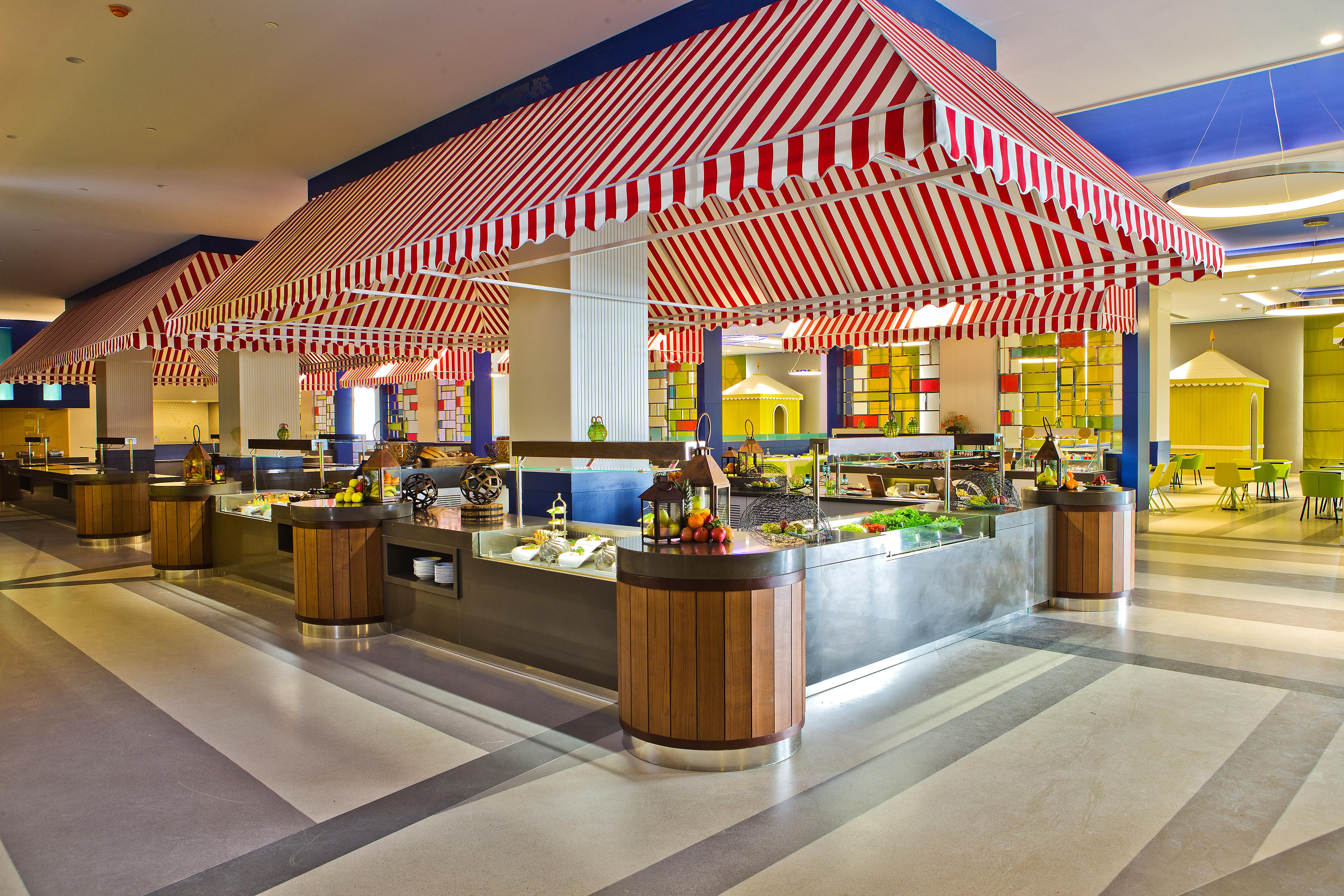 The Land Of Legends Kingdom Hotel - All-In Concept Belek Esterno foto The buffet at the hotel