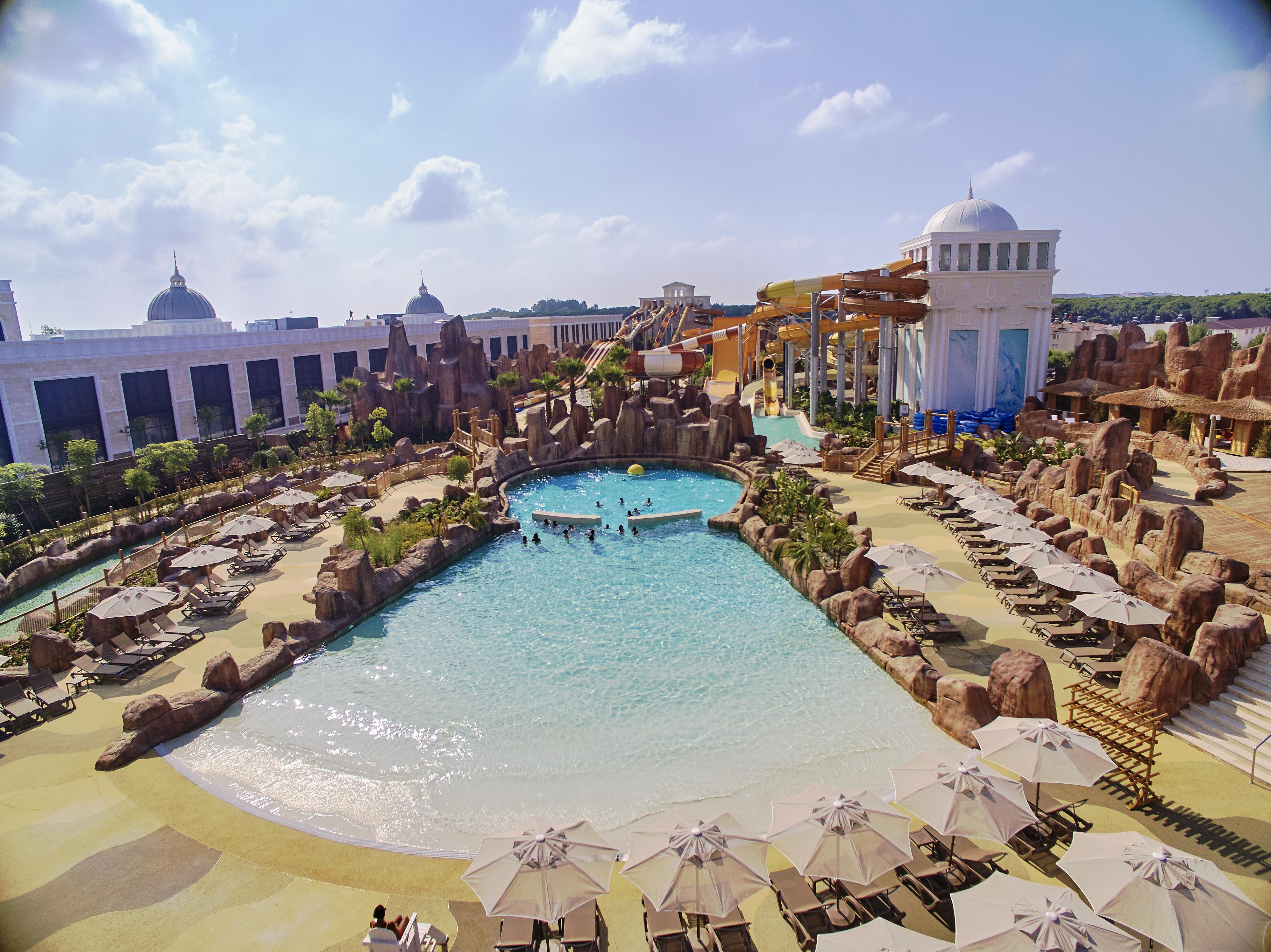 The Land Of Legends Kingdom Hotel - All-In Concept Belek Esterno foto Aerial view of the water park